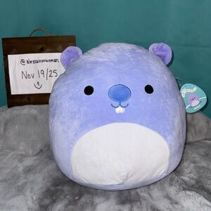 BNWT: 12” Javari Squishmallow